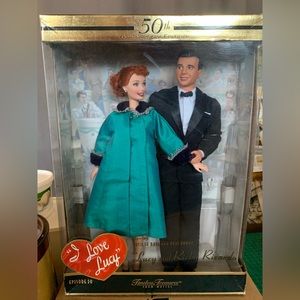 NIB-I Love Lucy “Lucy is Enceinte” 50th anniversary Lucy and Ricky Ricardo dolls